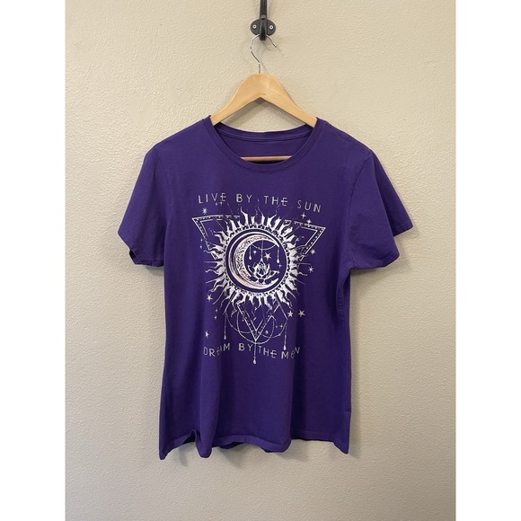 The Unbranded Brand Tops - Celestial Purple Sun & Moon T-shirt Boho Hippie Witchy Grunge Size M/L